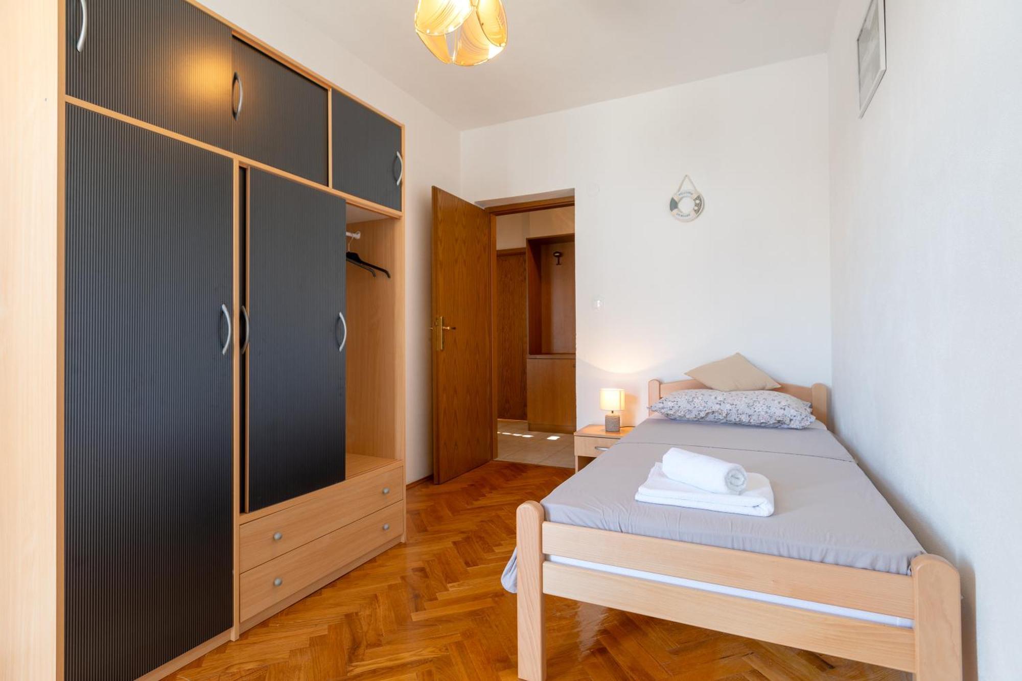Apartman Dugec Kaštela Exterior foto